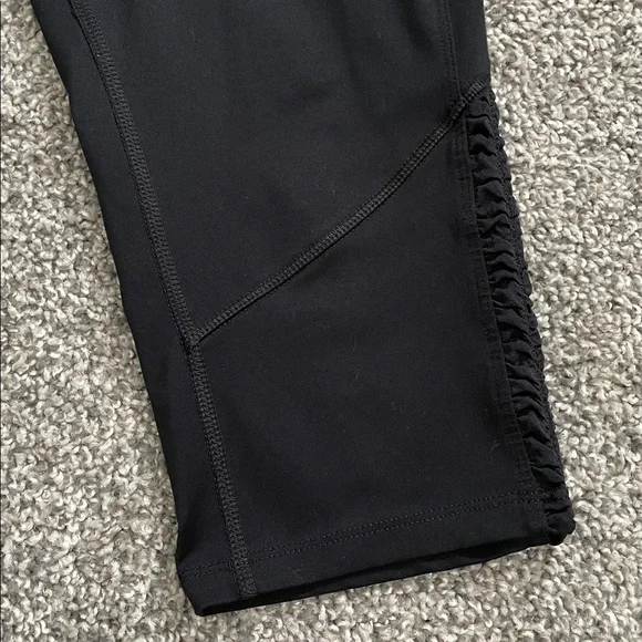 Champion Workout Capris - Picture 3 of 6